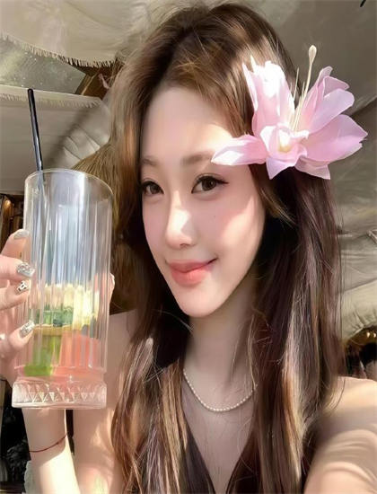 《1_2次同床》艺术价值：专业角度评价与艺术成就分析